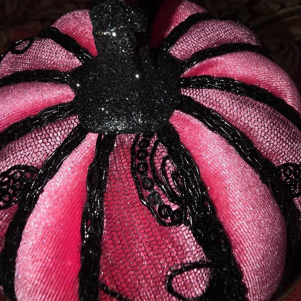 Glam Velvet Pumpkin, Hot Pink w/Black Velvet‎ Pumpkins, Black Lace, Cording